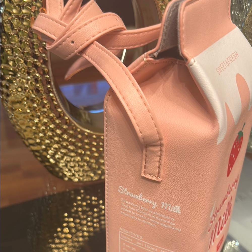 Strawberry Milk Bag - Pink - Picture 3 of 5